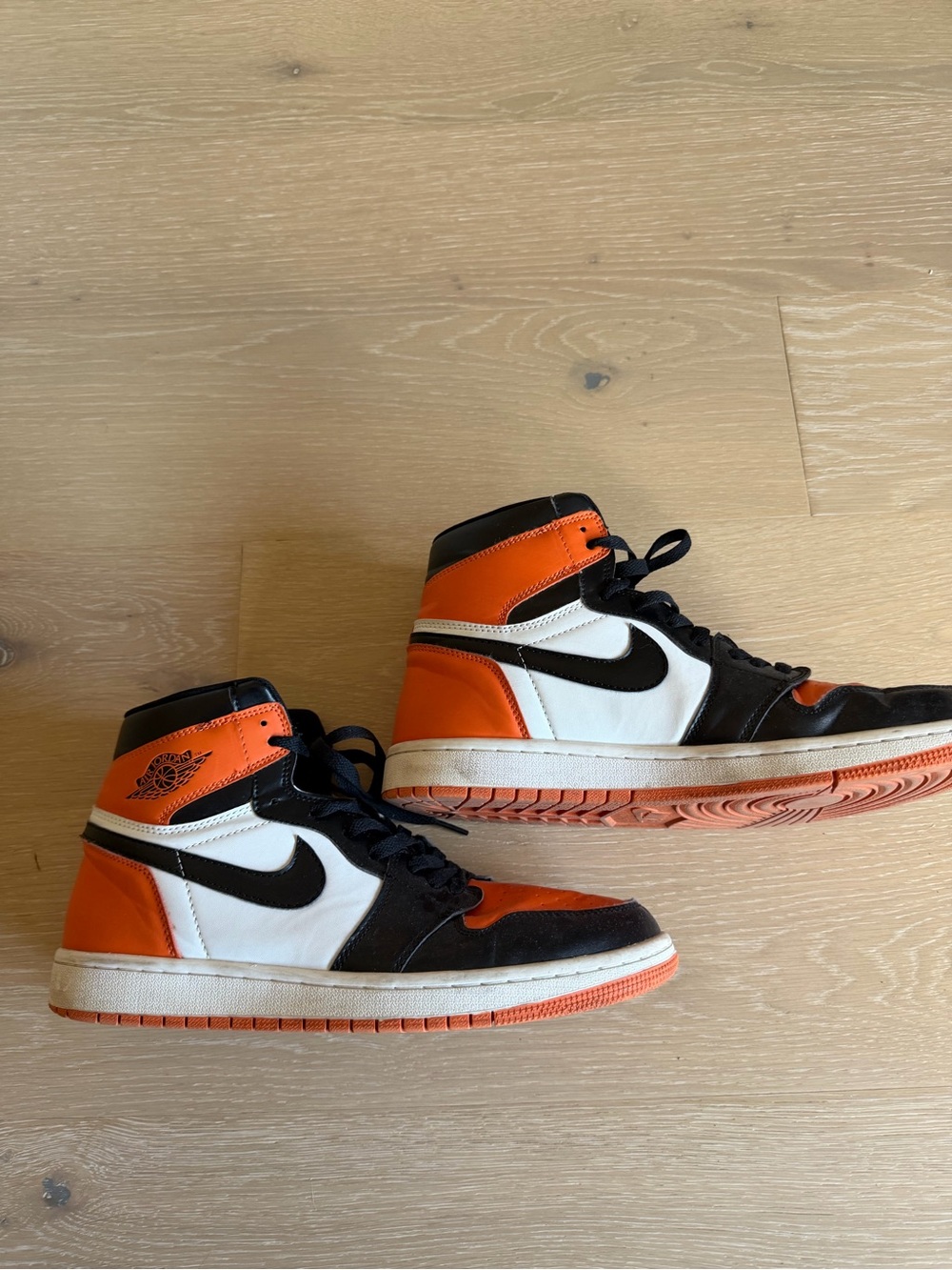 Jordan shattered backboard Men's High-Top Sneakers in Orange, Black & White